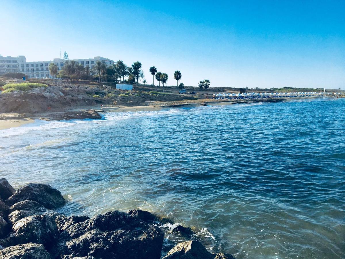Diamond Complex Apartment Paphos Bagian luar foto