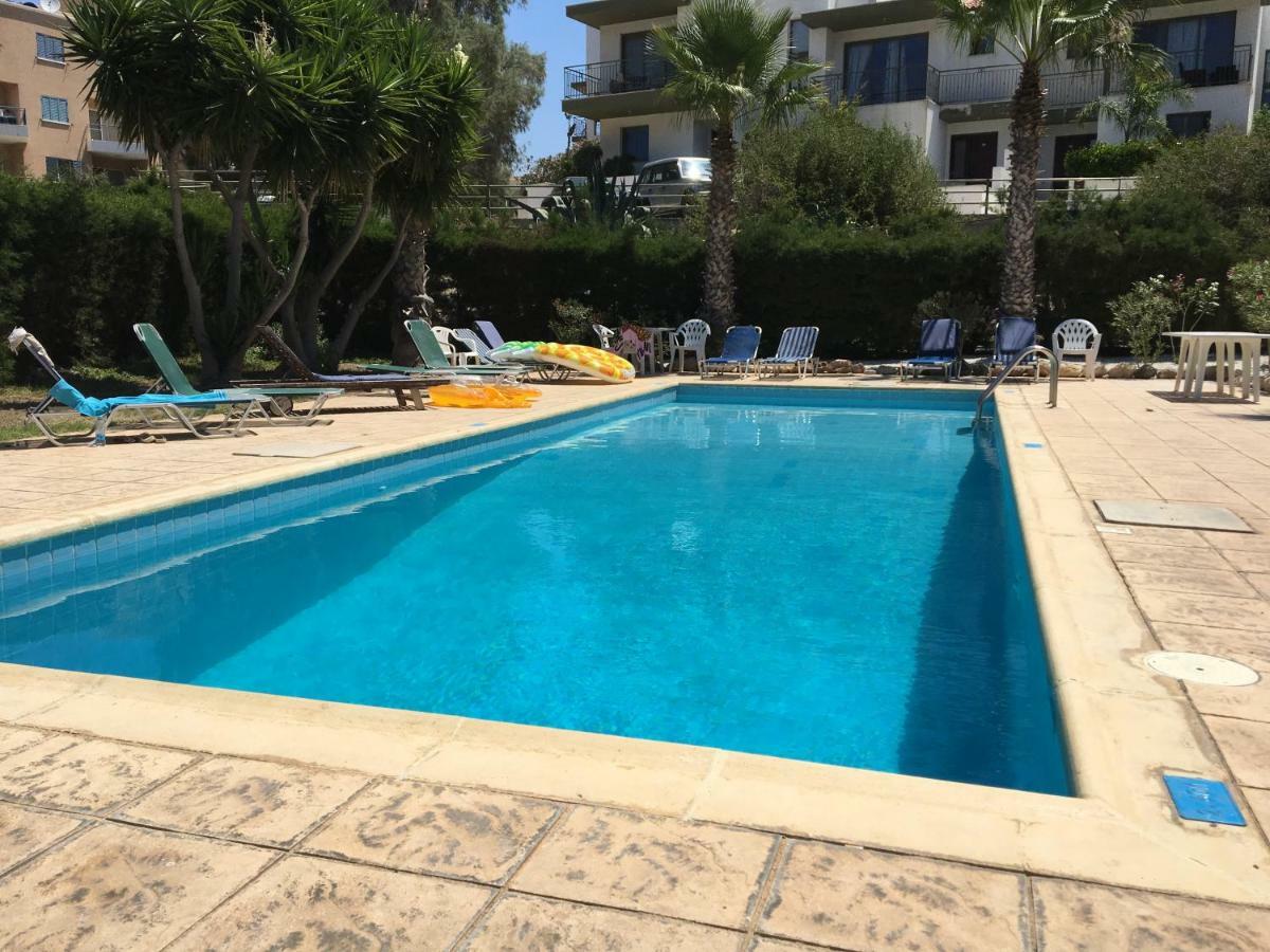 Diamond Complex Apartment Paphos Bagian luar foto