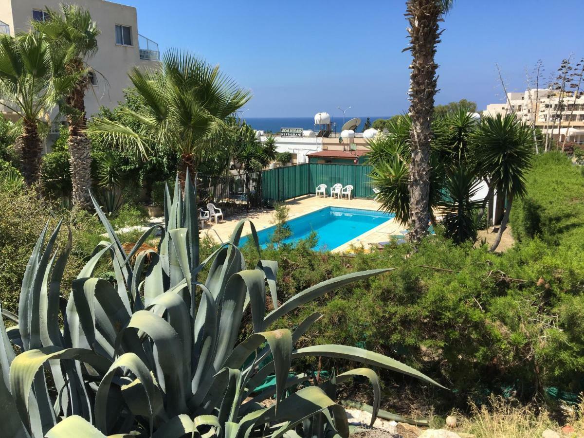 Diamond Complex Apartment Paphos Bagian luar foto